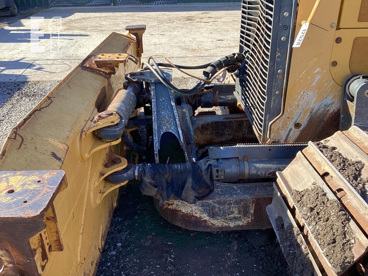 2014-deere-850k-wlt-image-10