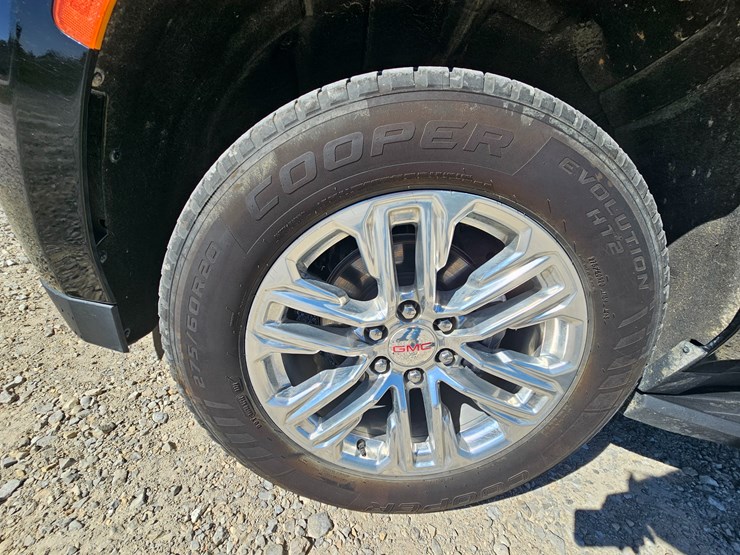 2022-gmc-yukon-xl-image-70