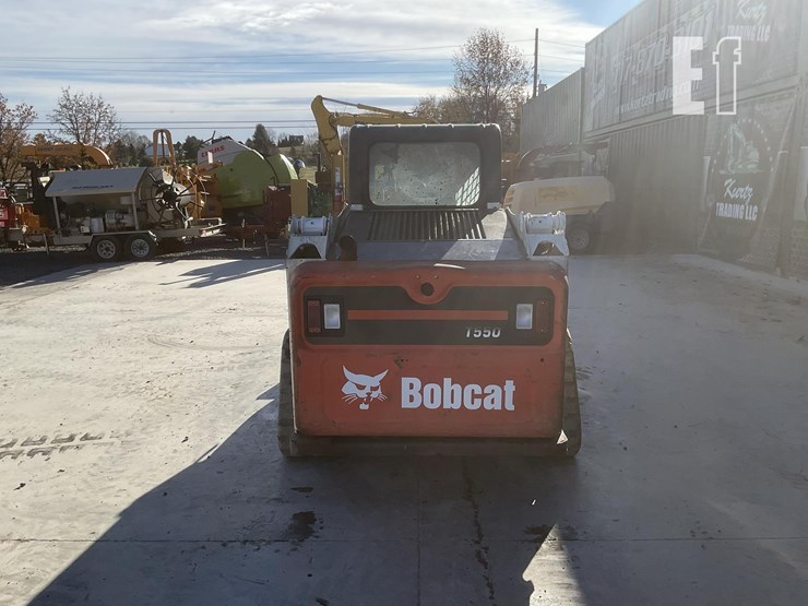2015-bobcat-t550-image-3