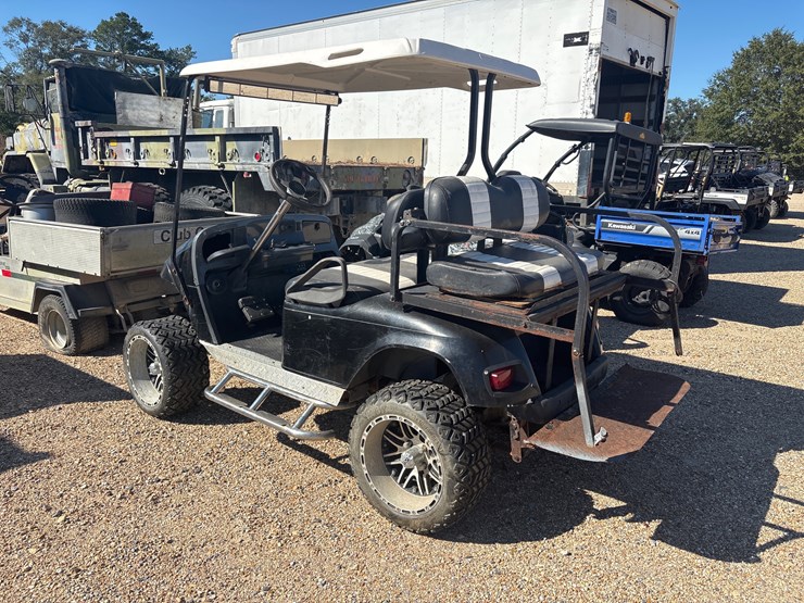 #1822-•-ez-go-golf-cart-|-parts-or-repairs-|-not-titled-image-4