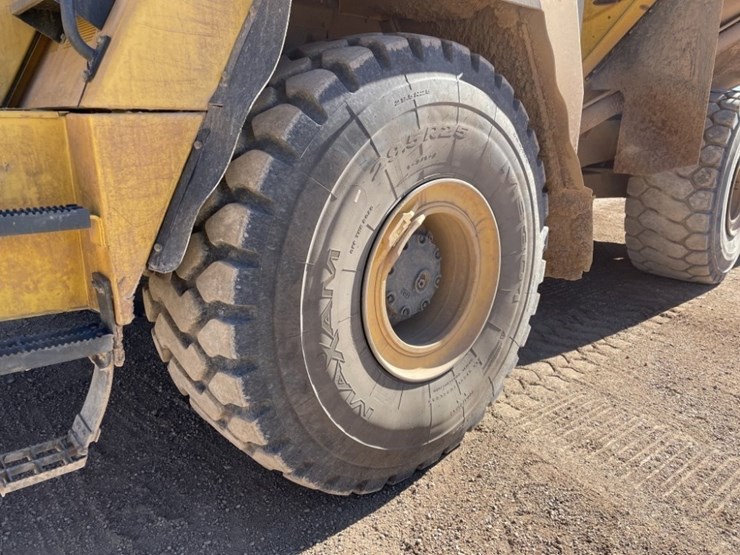 2021-komatsu-hm400-image-9