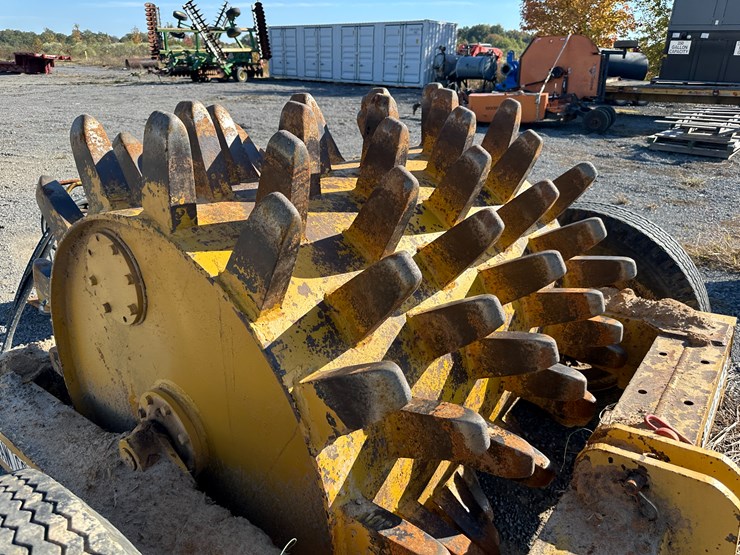 #32823-•-4'-aerator-roller-image-15