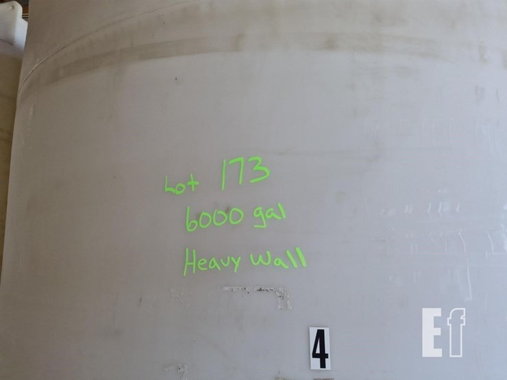 poly-tank-6000-gallon-image-3