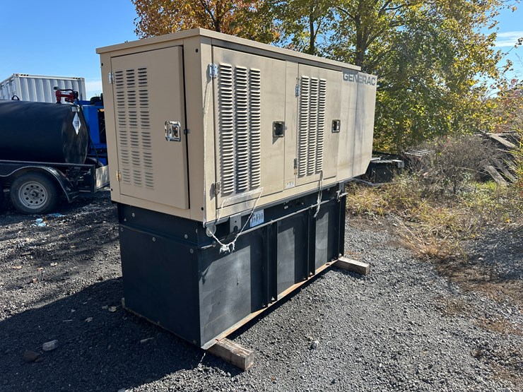 john-deere-4024t-image-4