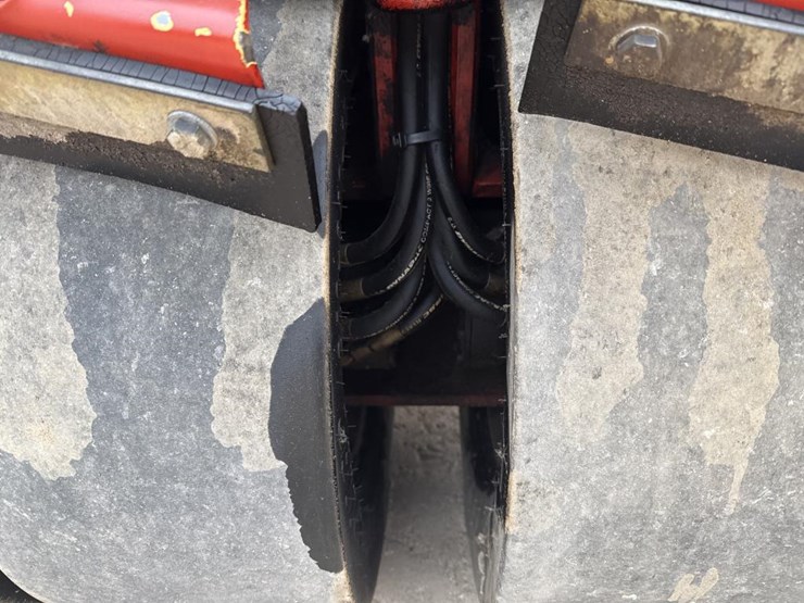 #1891-•-2011-dynapac-cc12000-roller-image-44