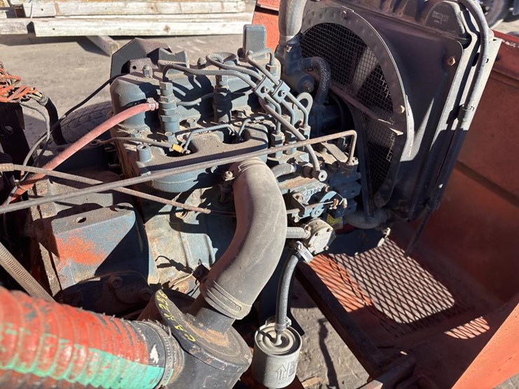 #3808-•-72"-ride-on-power-broom-image-31