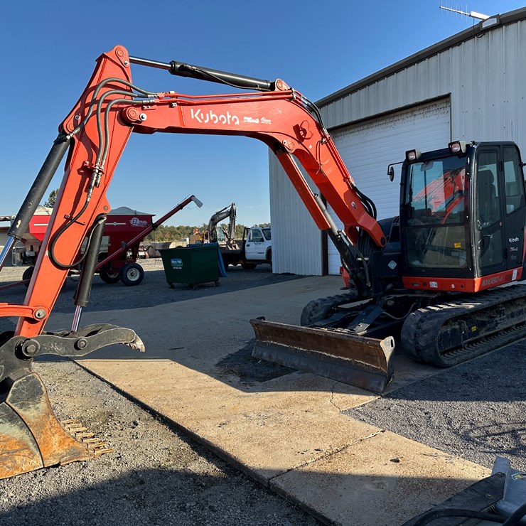 KUBOTA KX080-4