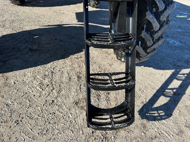 2016-ag-chem-rg1100b-image-91