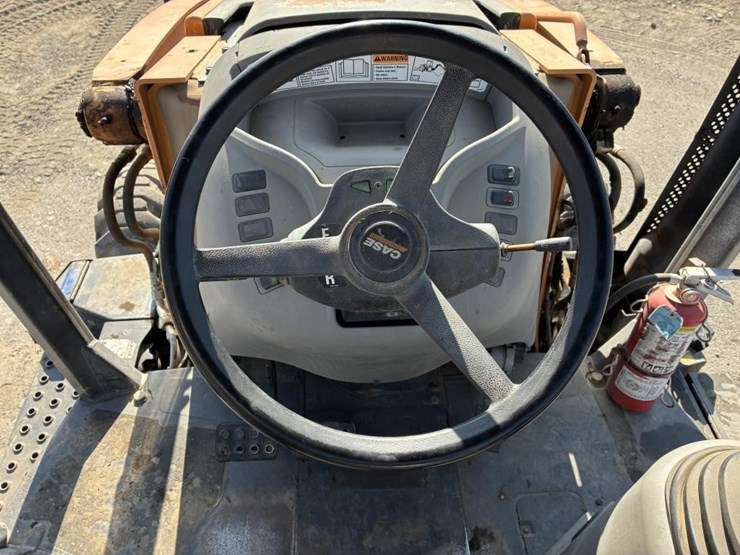 2018-case-580sn-image-25