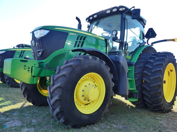 2021-john-deere-6195r-image-2