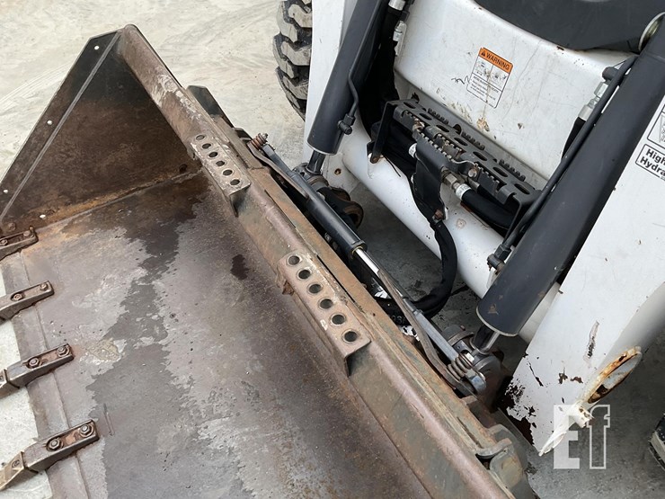 2017-bobcat-s650-image-10