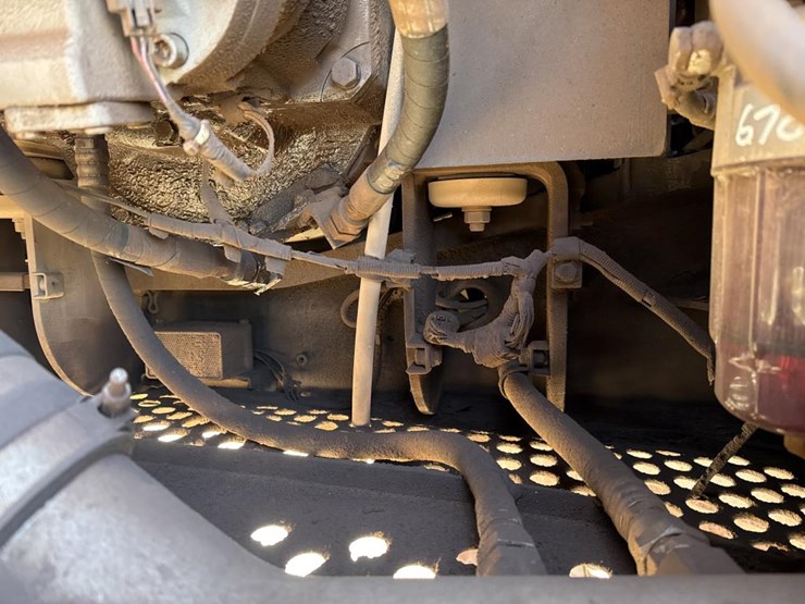 #1882-•-2012-hitachi-350lc-excavator-image-31