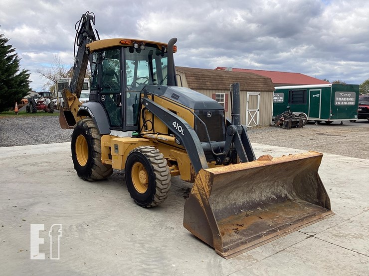 2017-deere-410l-image-6