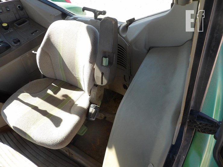 john-deere-7130-image-12