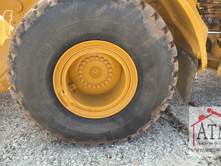 2019-caterpillar-962m-image-19