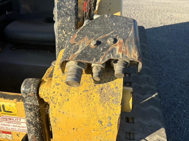 2023-gehl-rt165-image-8