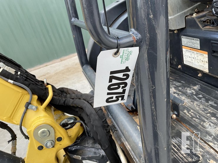 2020-yanmar-vio35-6a-image-23