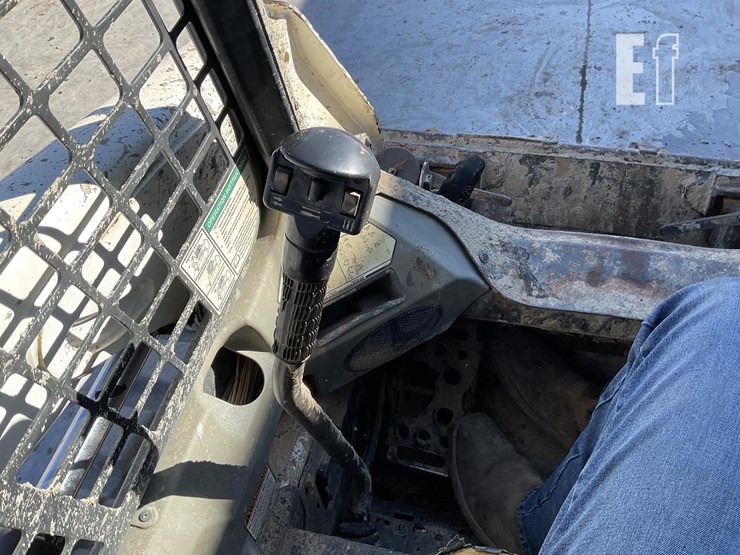 2015-bobcat-t550-image-15