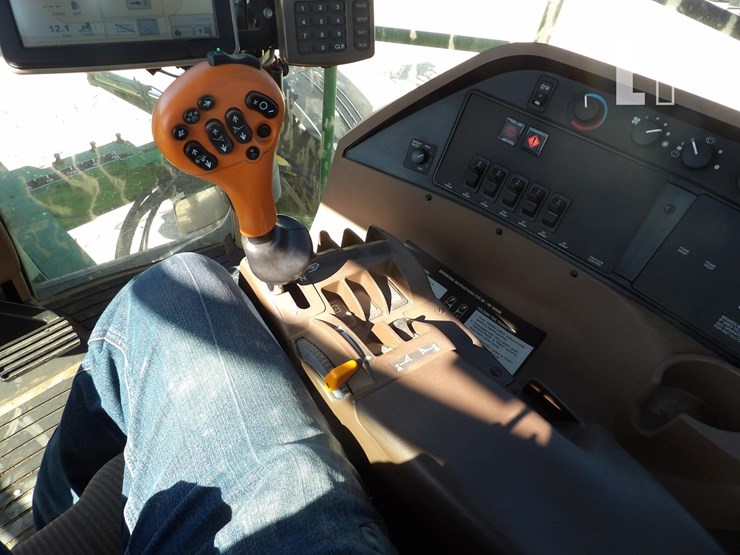 2006-john-deere-4720-image-24