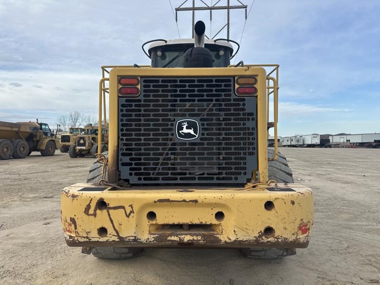 2006-deere-744j-image-4