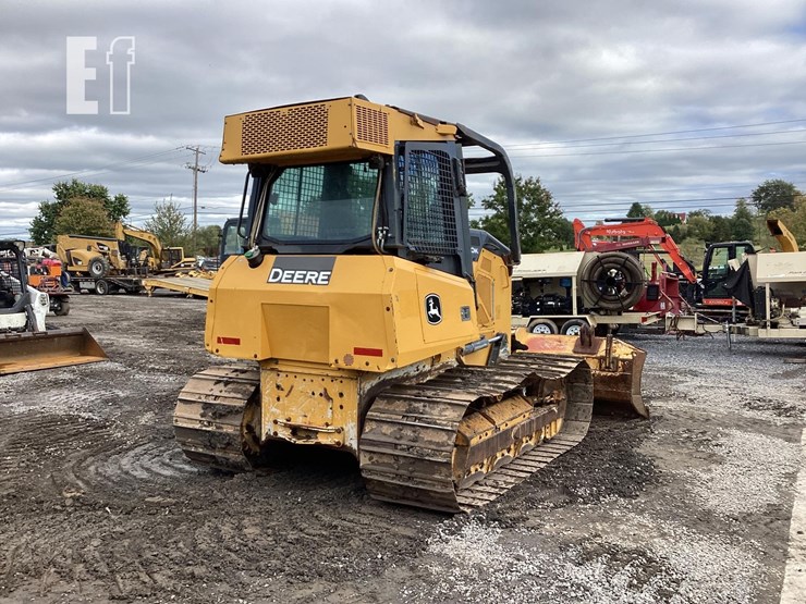 2017-deere-650k-lgp-image-4