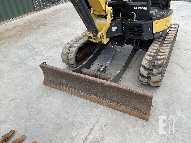 2020-yanmar-vio35-6a-image-13