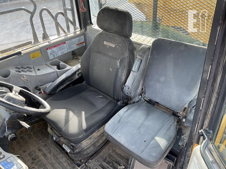 2014-komatsu-hm400-3-image-9