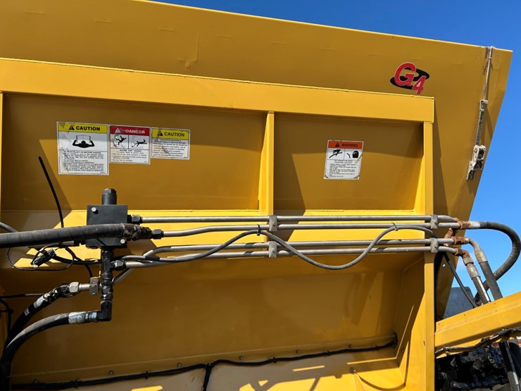 2016-ag-chem-rg1100b-image-32