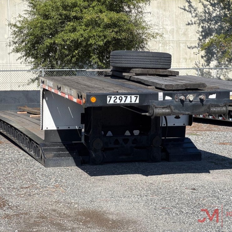 2011 TRAILKING TK70MG-523 RGN TRAILER