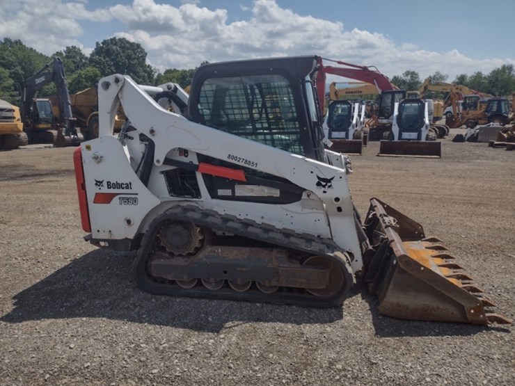 bobcat-t590-image-3