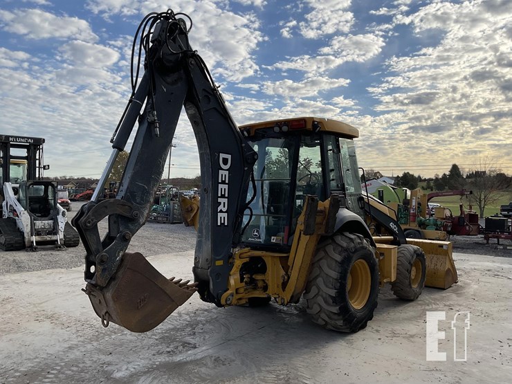 2019-deere-410l-image-4