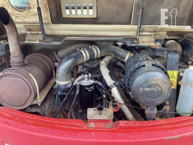 2013-takeuchi-tb180fr-image-14