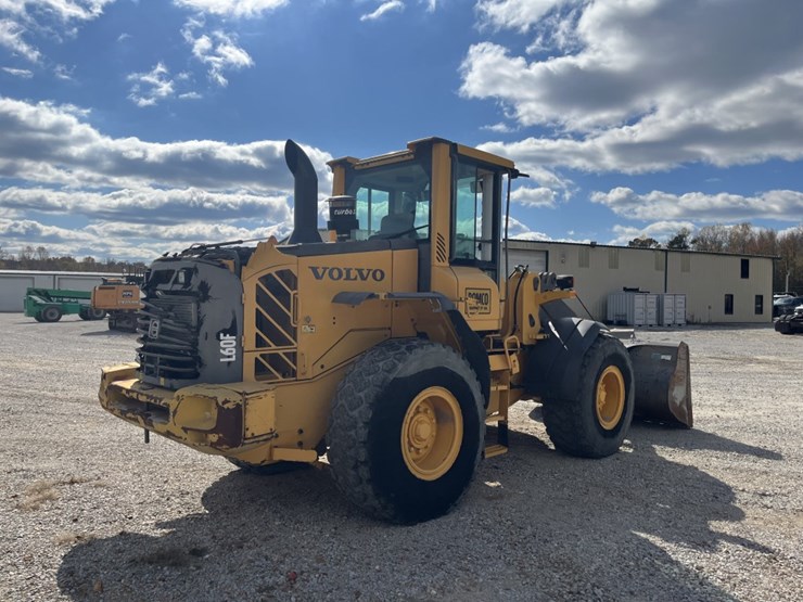 2010-volvo-l60f-image-5