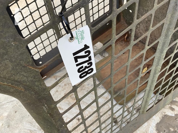 2006-bobcat-t300-image-5