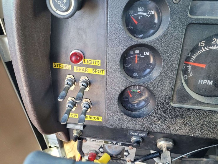 1986-international-2554-image-27