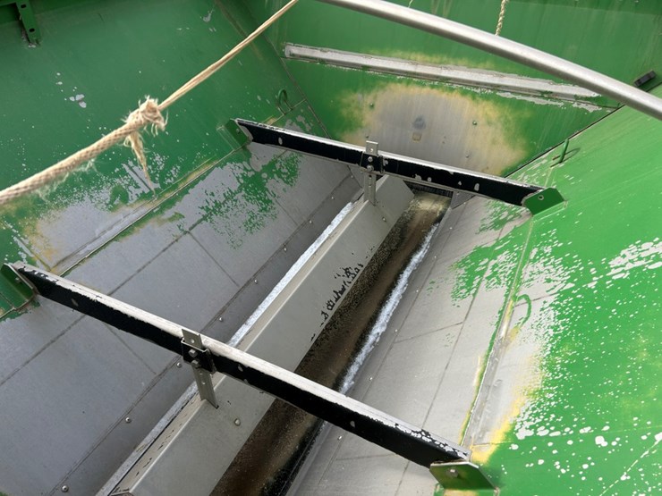 2012-john-deere-4940-image-53