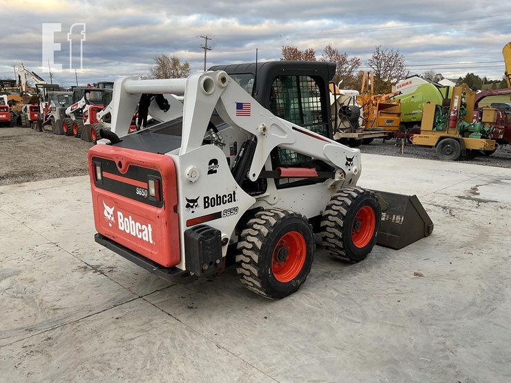 2017-bobcat-s650-image-4