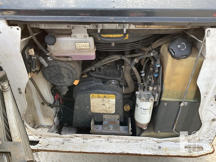 2022-bobcat-s76-image-11