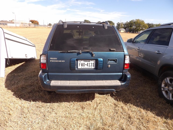 2001-isuzu-rodeo-image-3