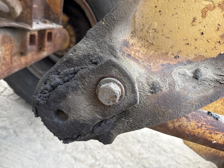 1988-caterpillar-936e-image-14