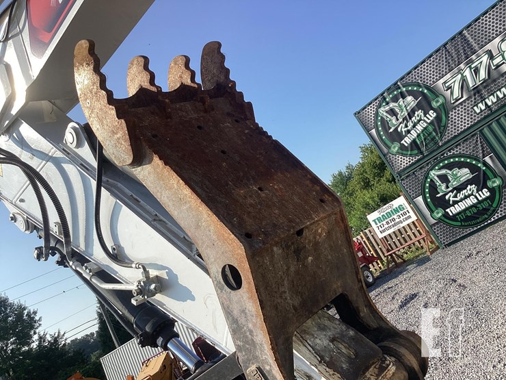 2021-bobcat-e165-image-11