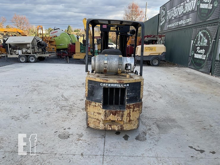 1990-caterpillar-t50d-image-3