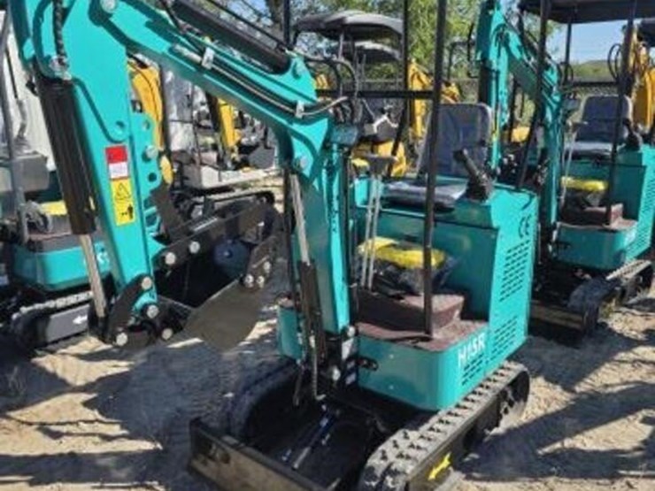cfg-mini-excavator-h15r-image-1