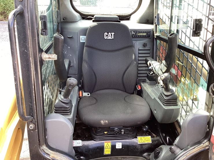 2022-caterpillar-279d3-image-14