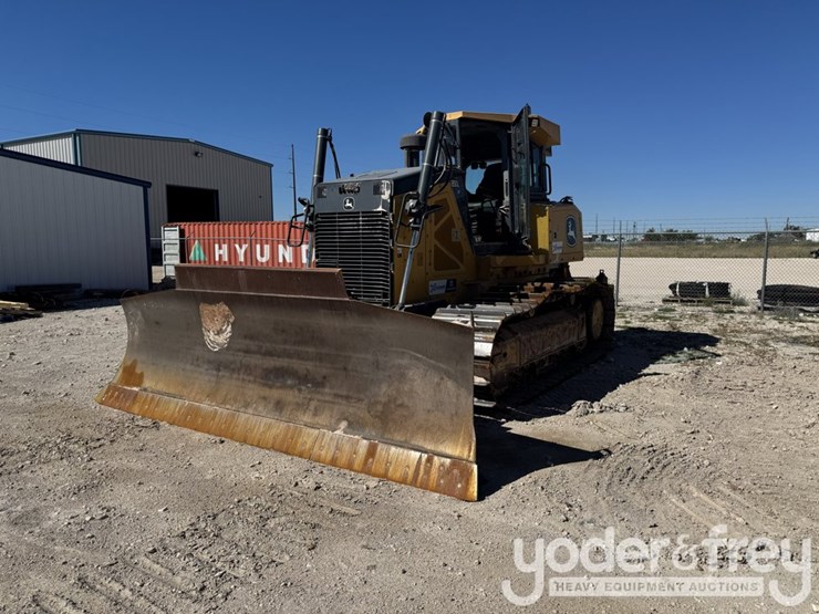 2019-deere-850l-lgp-image-1