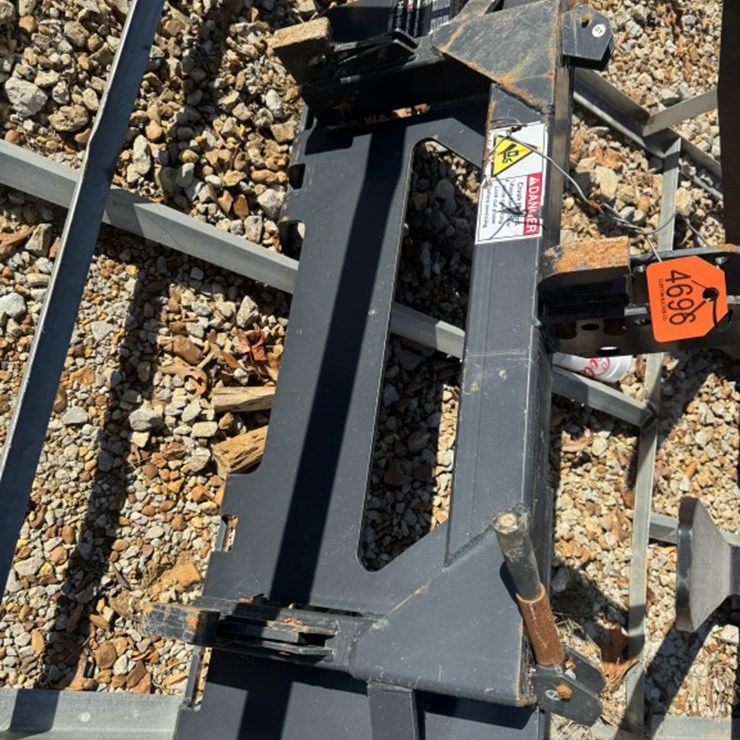 #4696 • 3 Point Quick Attach Plate