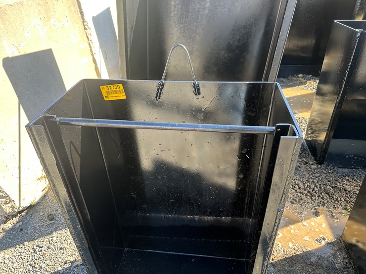 #32730-•-2'x3'-flashboard-pipe-riser-image-5