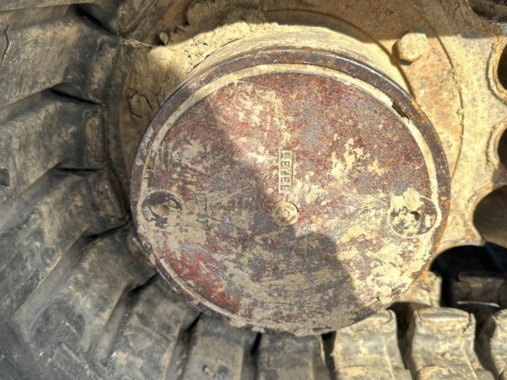 takeuchi-tb145-image-33