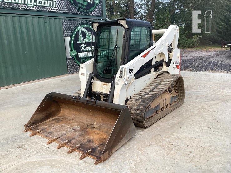 2022-bobcat-t770-image-8