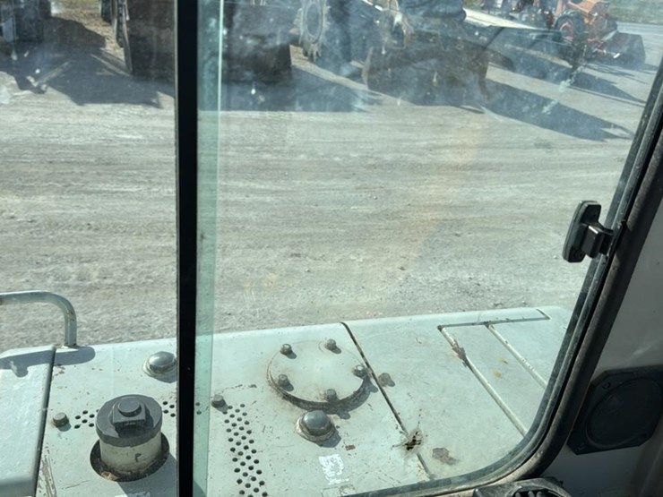 takeuchi-tb145-image-49